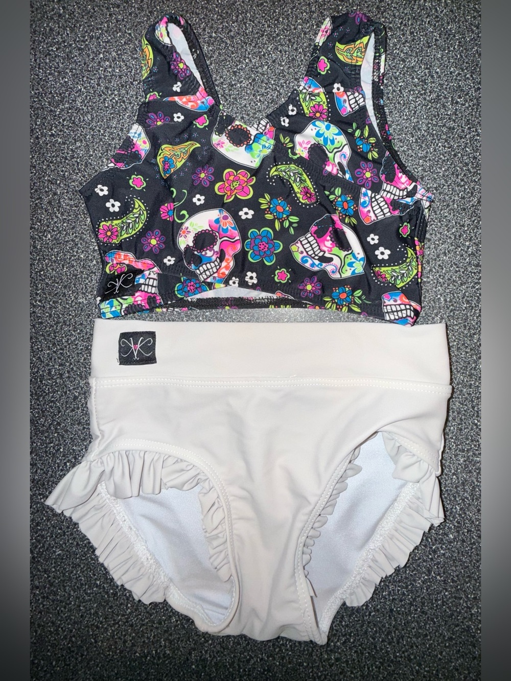 Kandi Kouture Dance 2 Piece Set Skulls/Black/White Size Child Medium (5/6)